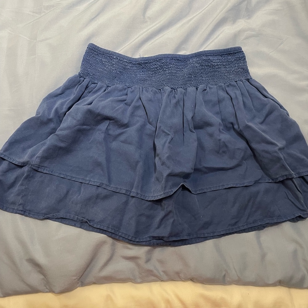 subdued skirt